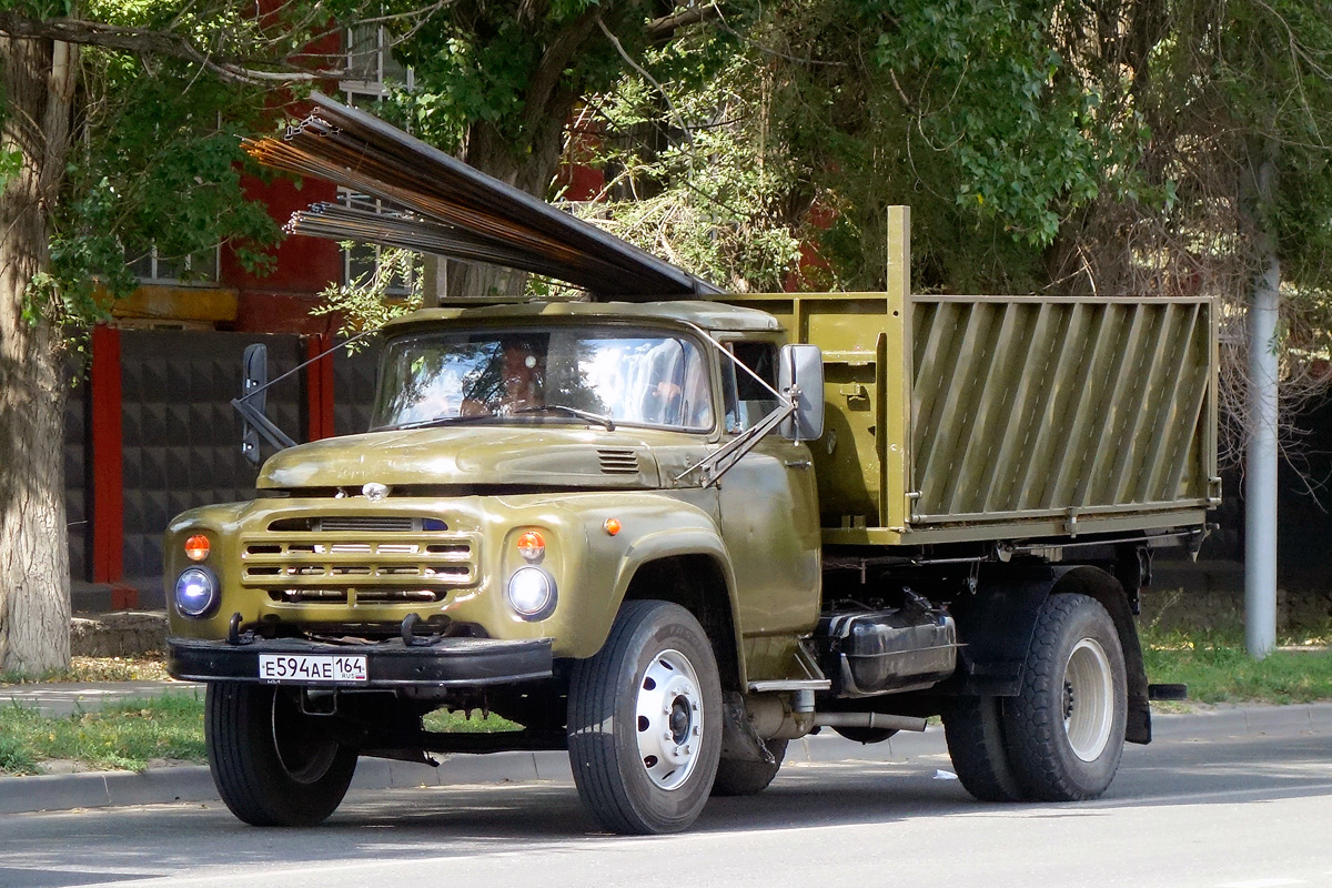 Саратовская область, № Е 594 АЕ 164 — ЗИЛ-495710