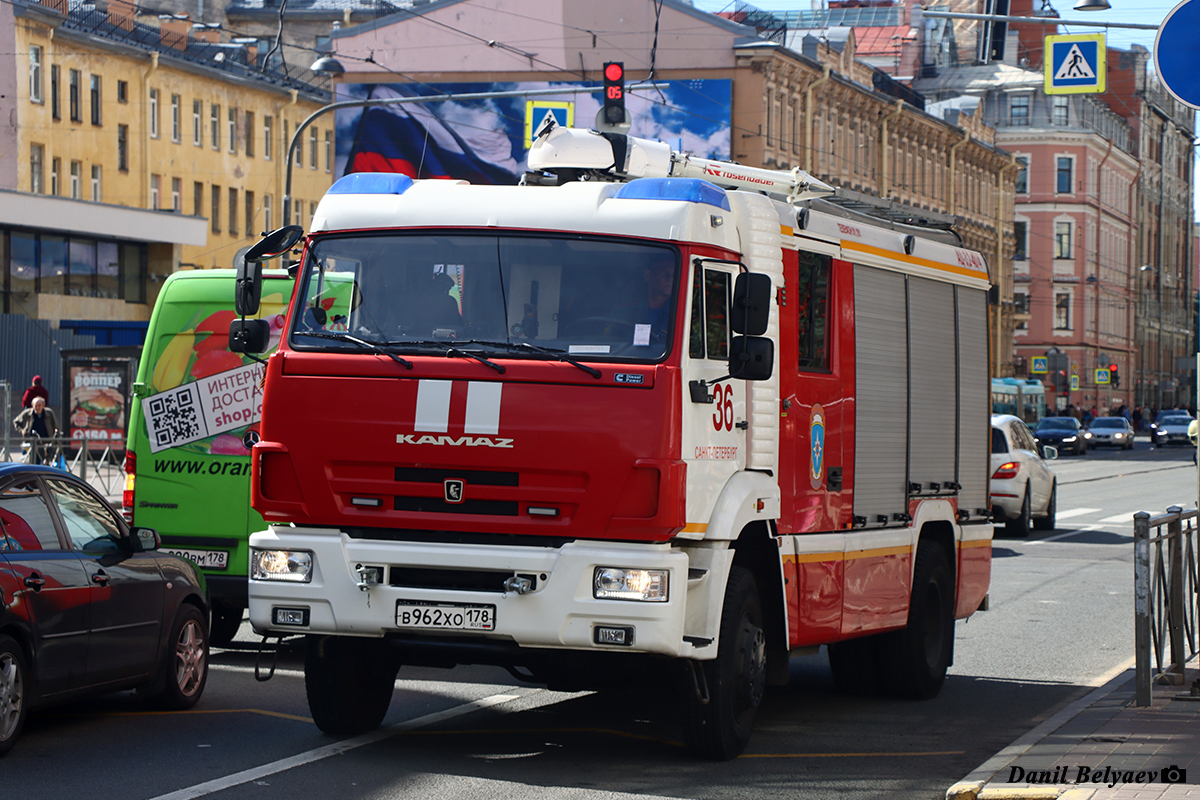 Санкт-Петербург, № В 962 ХО 178 — КамАЗ-5387-RF(08) [53870F-R]