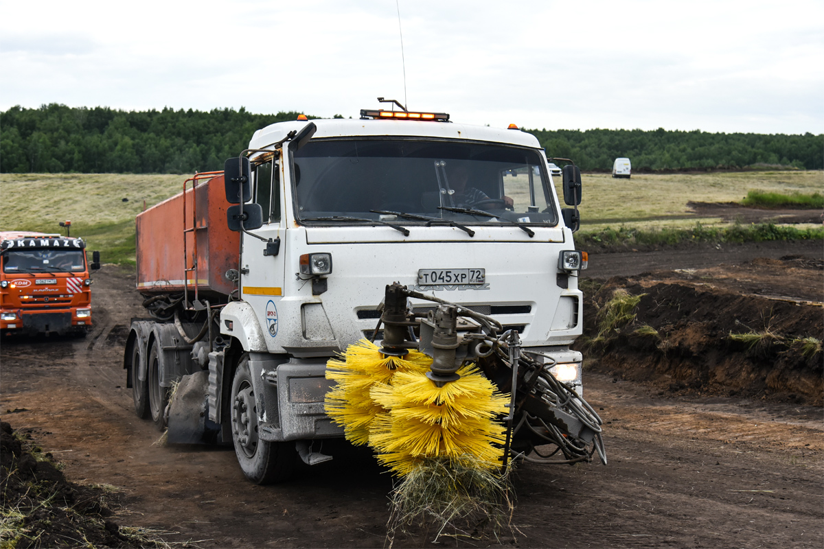 Тюменская область, № Т 045 ХР 72 — КамАЗ-65115 (общая модель)
