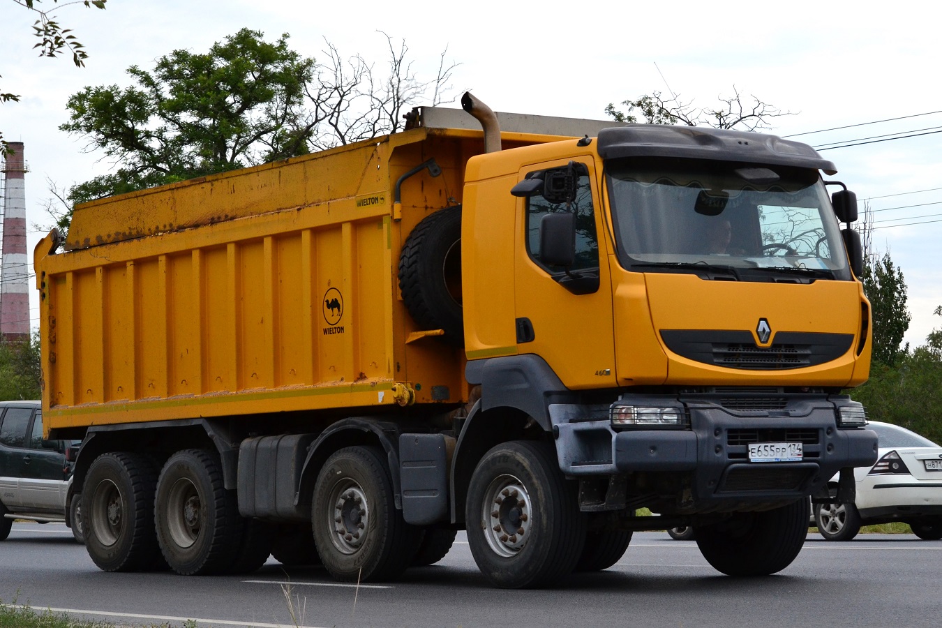 Волгоградская область, № Е 655 РР 134 — Renault Kerax
