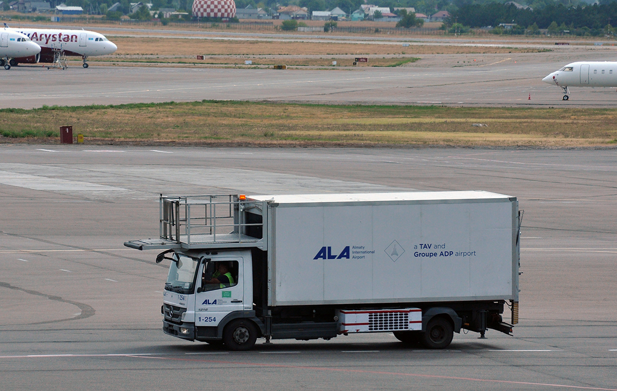 Алматы, № 1-254 — Mercedes-Benz Atego 1216