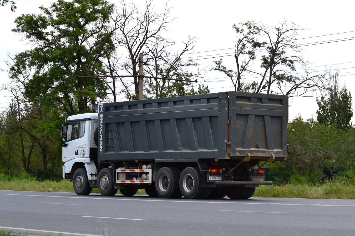 Волгоградская область, № Н 900 ЕА 134 — Shaanxi Shacman X3000 SX3318