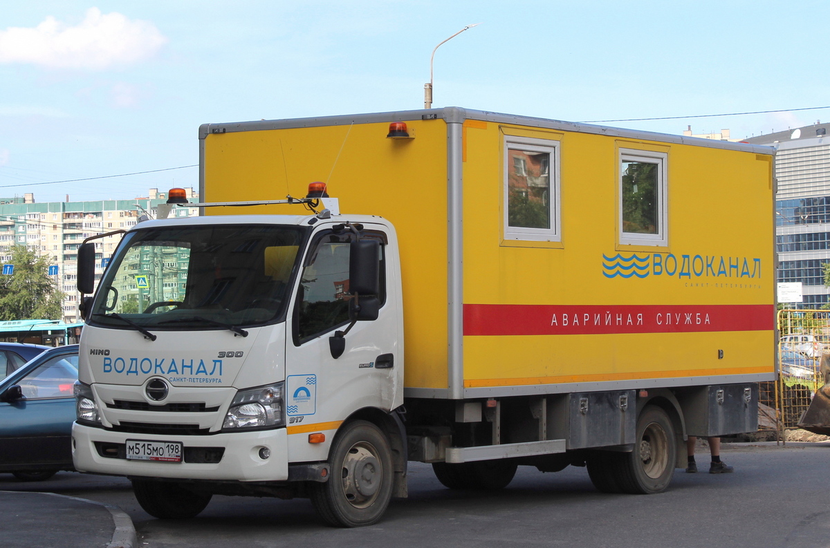 Санкт-Петербург, № М 515 МО 198 — Hino 300