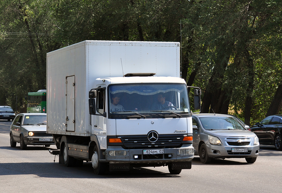 Алматы, № 824 BML 02 — Mercedes-Benz Atego 812