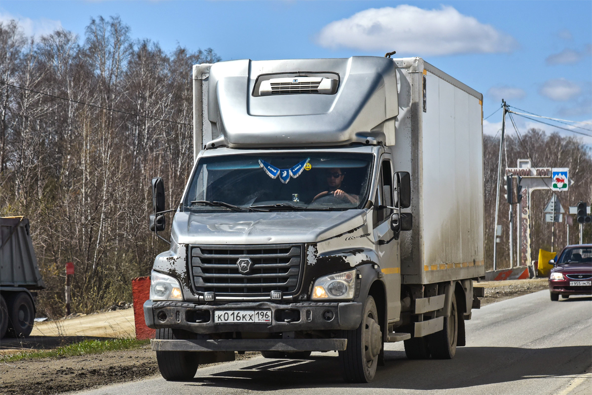Свердловская область, № К 016 КХ 196 — ГАЗ-C41R13