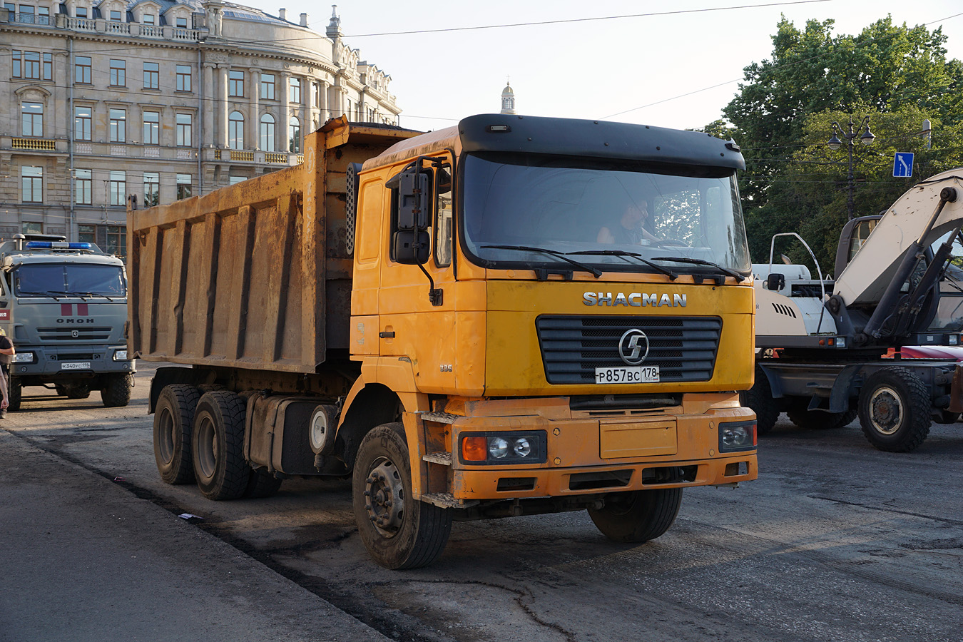 Санкт-Петербург, № Р 857 ВС 178 — Shaanxi Shacman F3000 SX325x