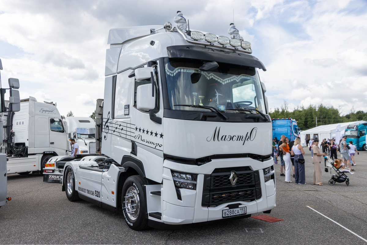 Краснодарский край, № В 288 СА 193 — Renault T-Series ('2021); Московская область — Фестиваль TruckDay 2025