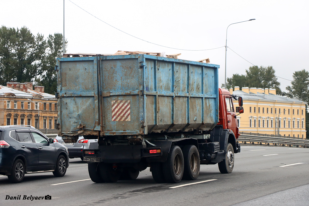 Ленинградская область, № В 572 ЕУ 147 — КамАЗ-53229-15 [53229R]