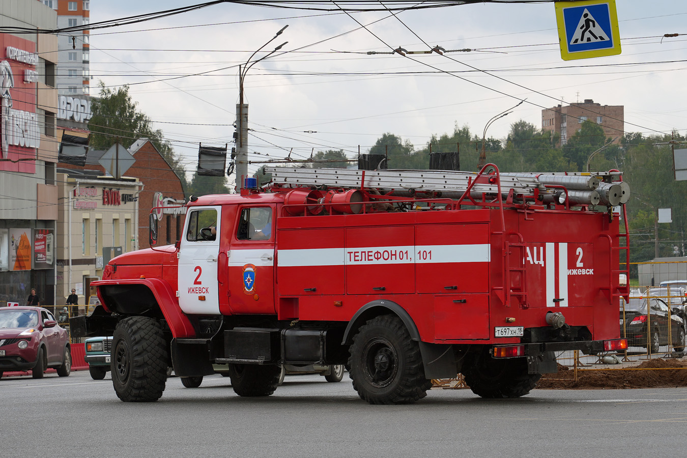Удмуртия, № Т 697 ХН 18 — Урал-43206-41
