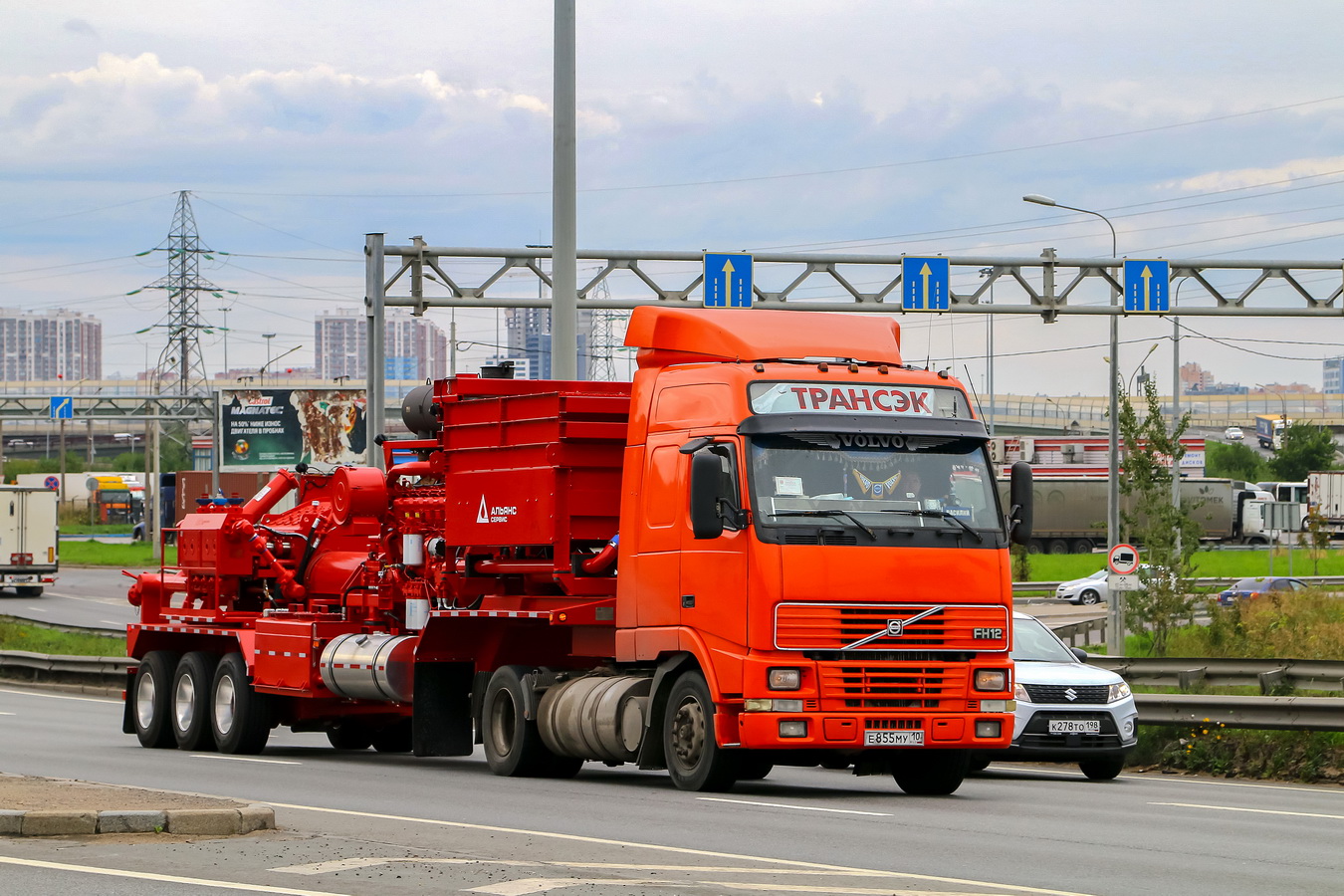 Карелия, № Е 855 МУ 10 — Volvo ('1993) FH12.420; Карелия — Прицепы без номеров