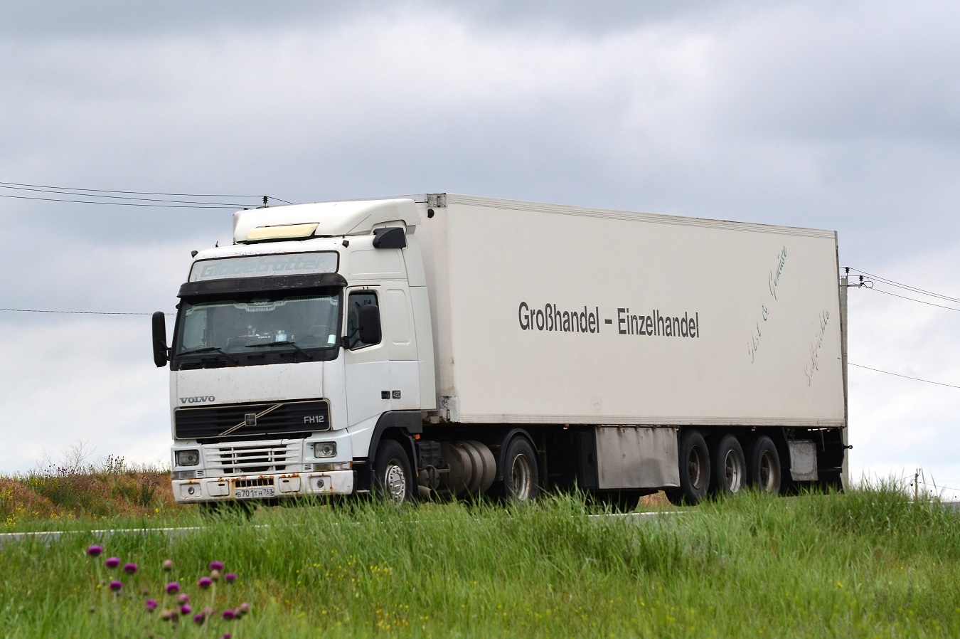 Самарская область, № В 701 ТН 763 — Volvo ('1993) FH12.420