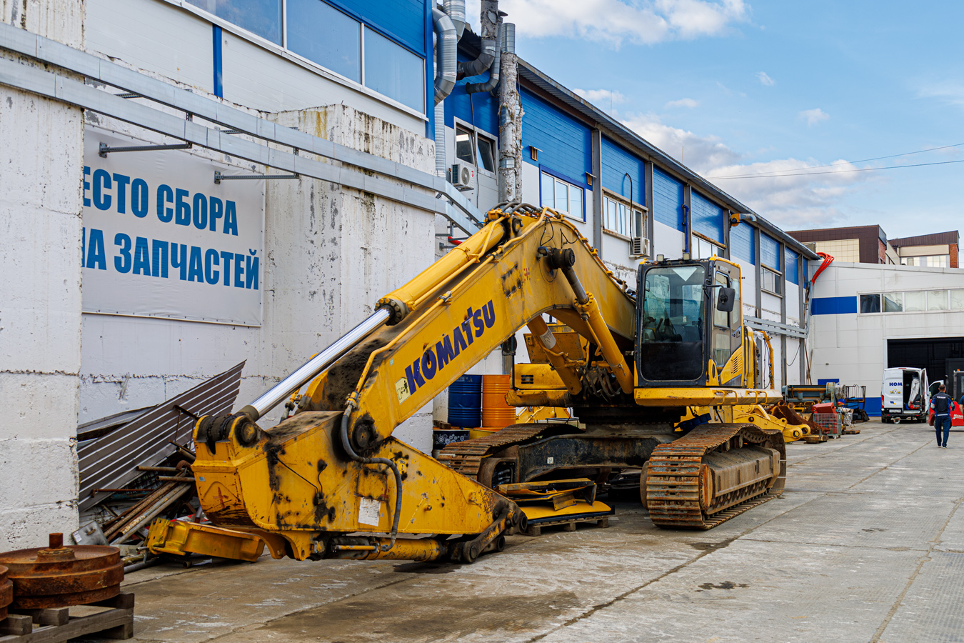 Свердловская область, № 0010 ЕЕ 66 — Komatsu (общая модель)
