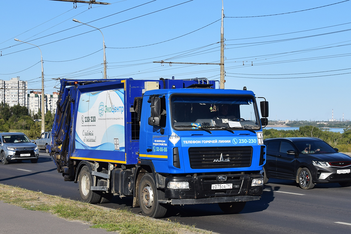 Волгоградская область, № Е 075 ОА 797 — МАЗ-534025