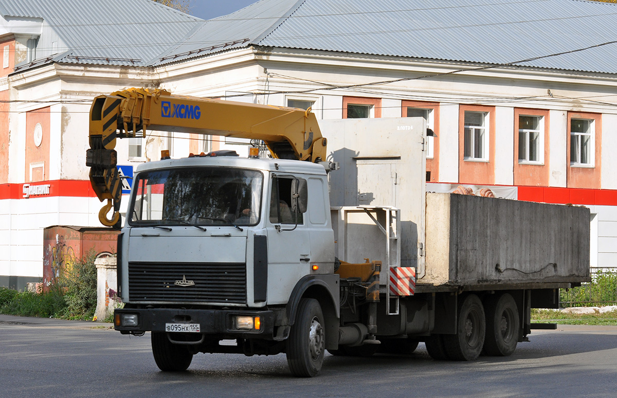 Омская область, № В 095 НХ 155 — МАЗ-630305