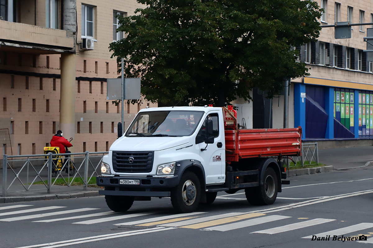 Санкт-Петербург, № Н 380 МТ 198 — ГАЗ-C41R13