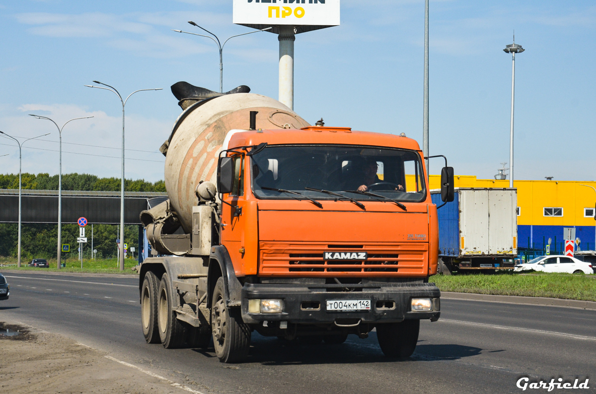 Кемеровская область, № Т 004 КМ 142 — КамАЗ-65115-D3(97)