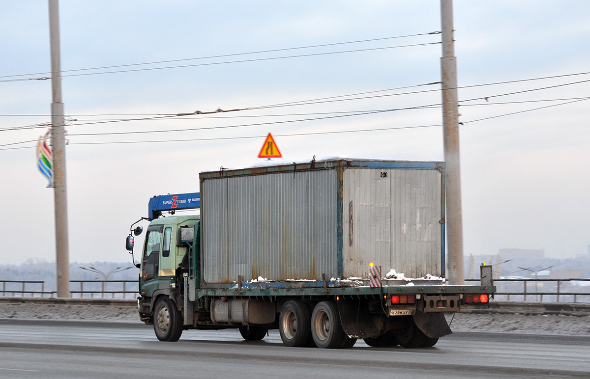 Омская область, № Х 756 ХУ 55 — Isuzu Giga (общая модель)