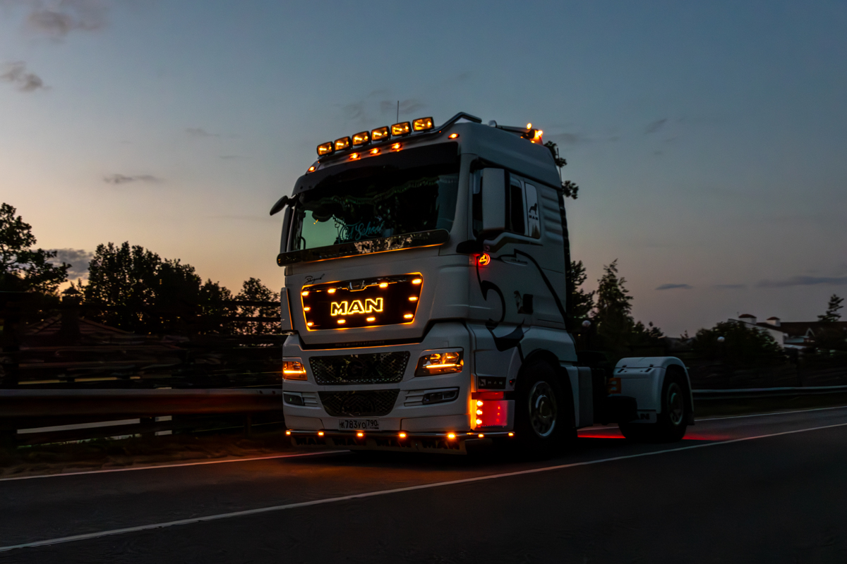 Ленинградская область, № К 783 УО 790 — MAN TGX ('2007) 18.440; Московская область — Фестиваль TruckDay 2025