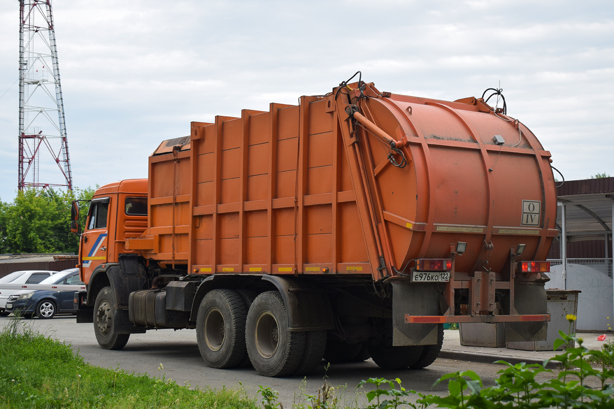 Алтайский край, № Е 976 КО 122 — КамАЗ-65115-62