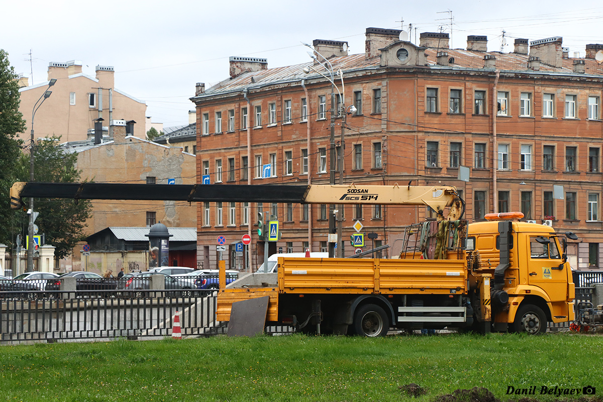 Санкт-Петербург, № Е 176 КУ 198 — КамАЗ-4308-G5(69)