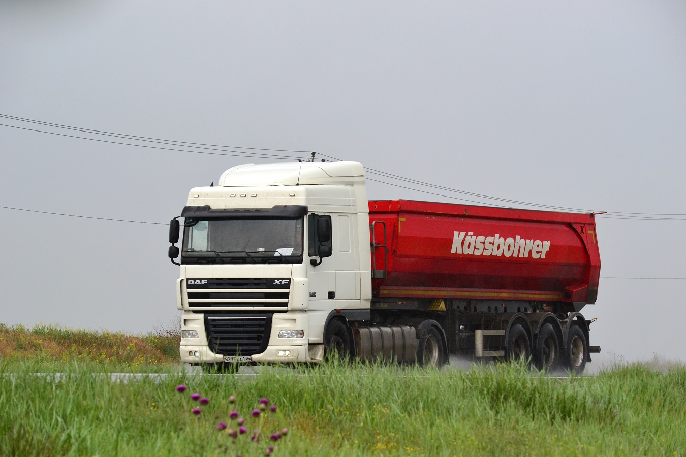 Волгоградская область, № В 215 ХА 134 — DAF XF105 FT