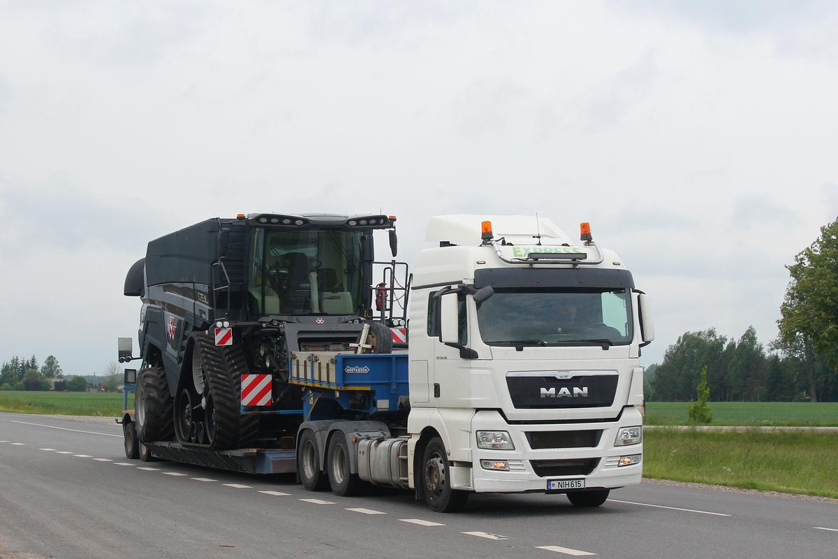 Литва, № NIH 615 — MAN TGX ('2007) 28.440; Литва — Спецтехника с нечитаемыми на фото номерами