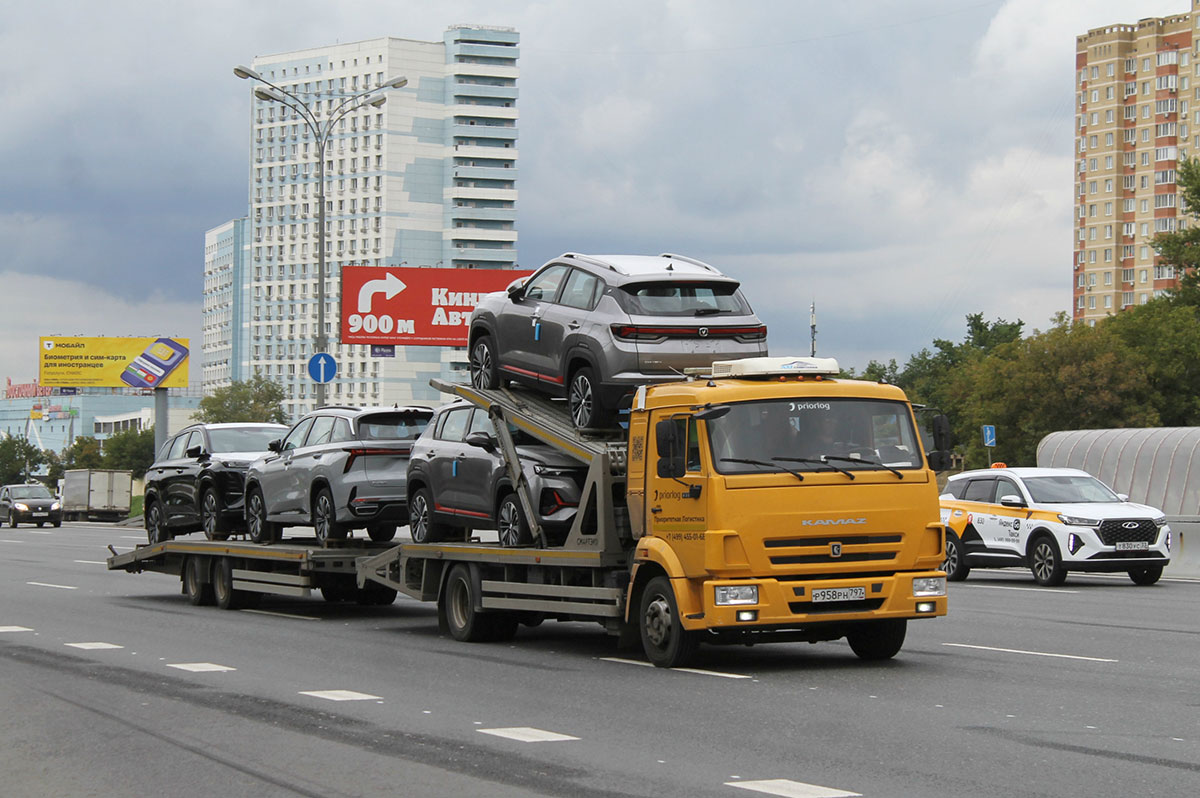 Москва, № Р 958 РН 797 — КамАЗ-4308-R4(28)