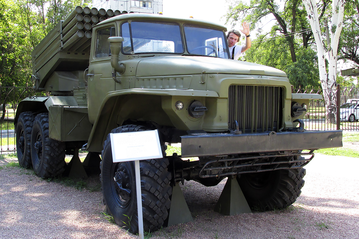 Запорожская область, № (UA08) Б/Н 0008 — Урал-375Е; Техника на постаментах, памятники (Запорожская область); Транспортные средства без номеров (Запорожская область)