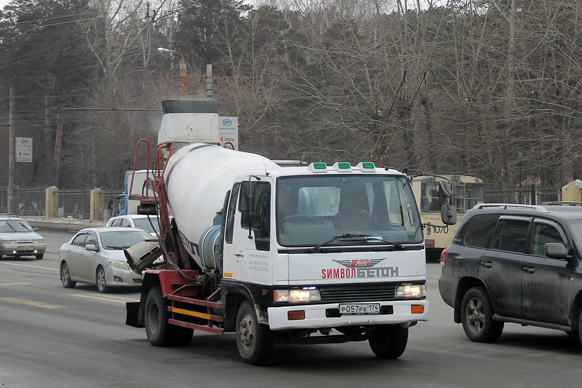 Челябинская область, № Р 057 РК 174 — Hino Ranger