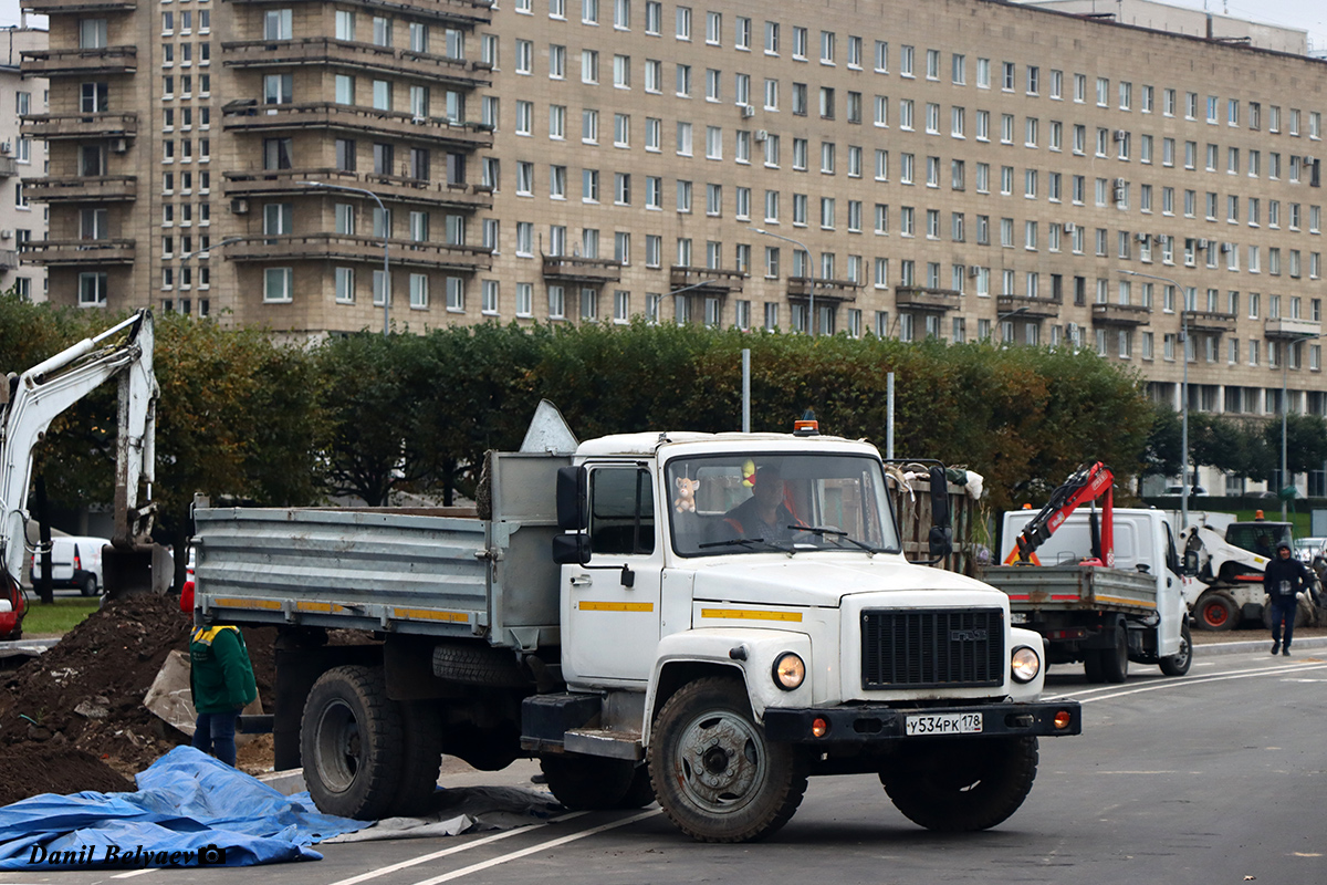 Санкт-Петербург, № У 534 РК 178 — ГАЗ-3309
