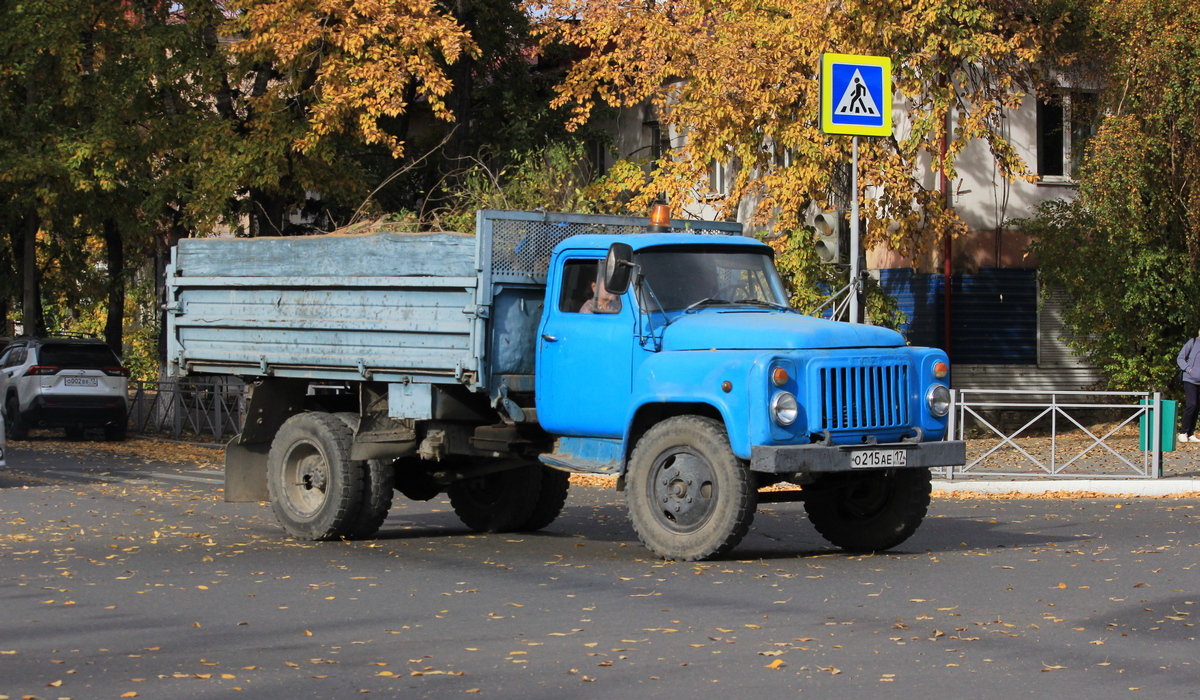 Тува, № О 215 АЕ 17 — ГАЗ-52/53 (общая модель)