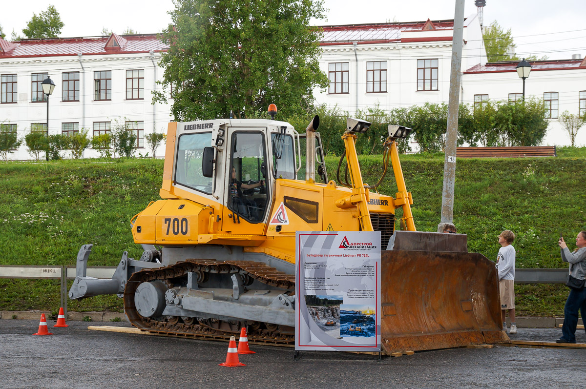 Архангельская область, № 700 — Liebherr (общая модель)