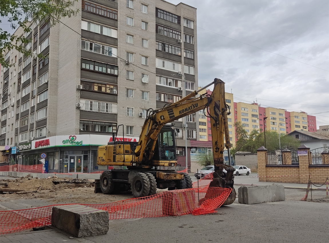 Восточно-Казахстанская область, № APD 005 F — Komatsu (общая модель)