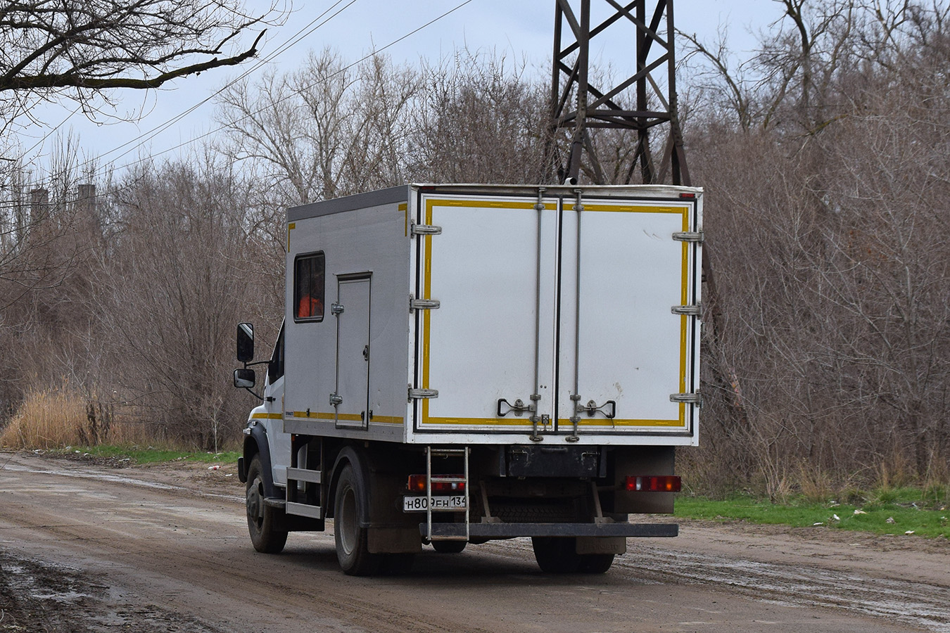 Волгоградская область, № Н 809 ЕН 134 — ГАЗ-C41R13