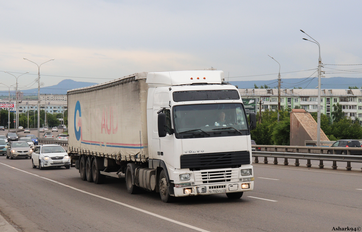 Алтайский край, № Е 702 РХ 22 — Volvo ('1993) FH12.460