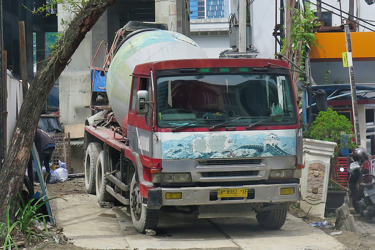 Индонезия, № BK 8982 XF — Mitsubishi Fuso (общая модель)