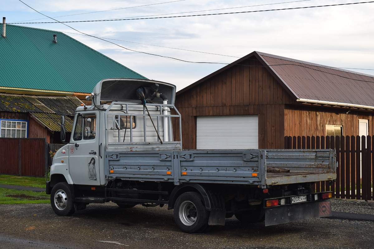 Алтайский край, № М 203 СН 22 — ЗИЛ-5301АО "Бычок"
