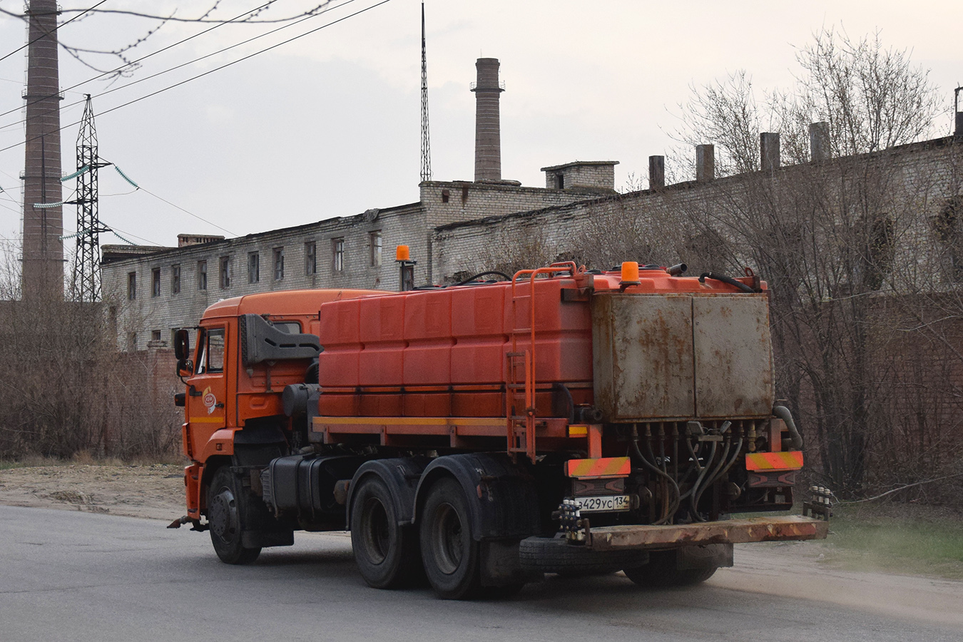 Волгоградская область, № В 429 УС 134 — КамАЗ-65115-42