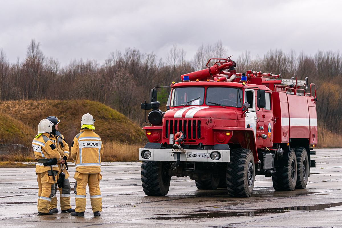 Архангельская область, № 307 — Урал-4320-30