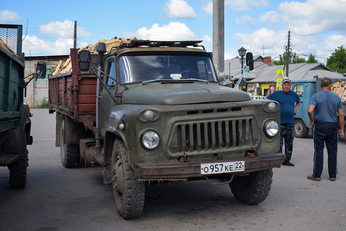 Алтайский край, № О 957 КЕ 22 — ГАЗ-52-04