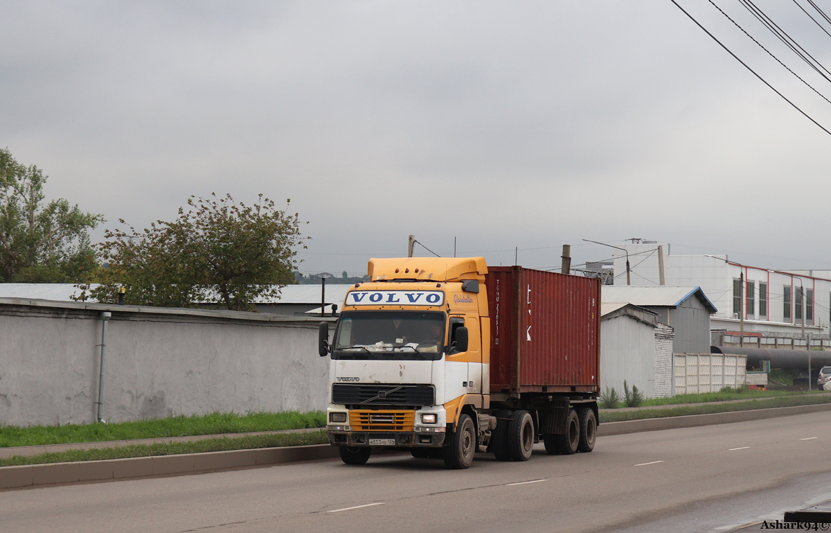 Красноярский край, № А 553 МЕ 124 — Volvo ('1993) FH12.420