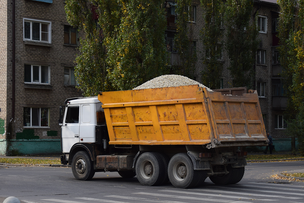Липецкая область, № Н 370 АТ 48 — МАЗ-551605