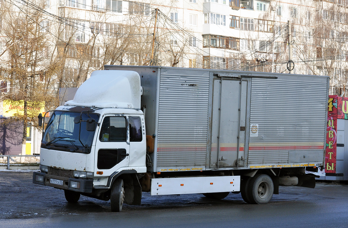 Омская область, № Х 771 СА 55 — Nissan Diesel (общая модель)