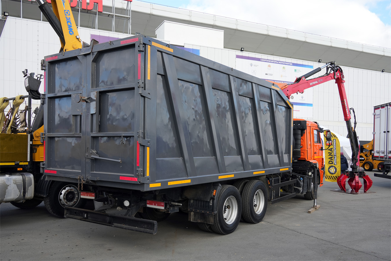 Свердловская область, № Т 803 ХС 196 — КамАЗ-65115-5H(56); Свердловская область — Выставка "100+ Technobuild" 2025