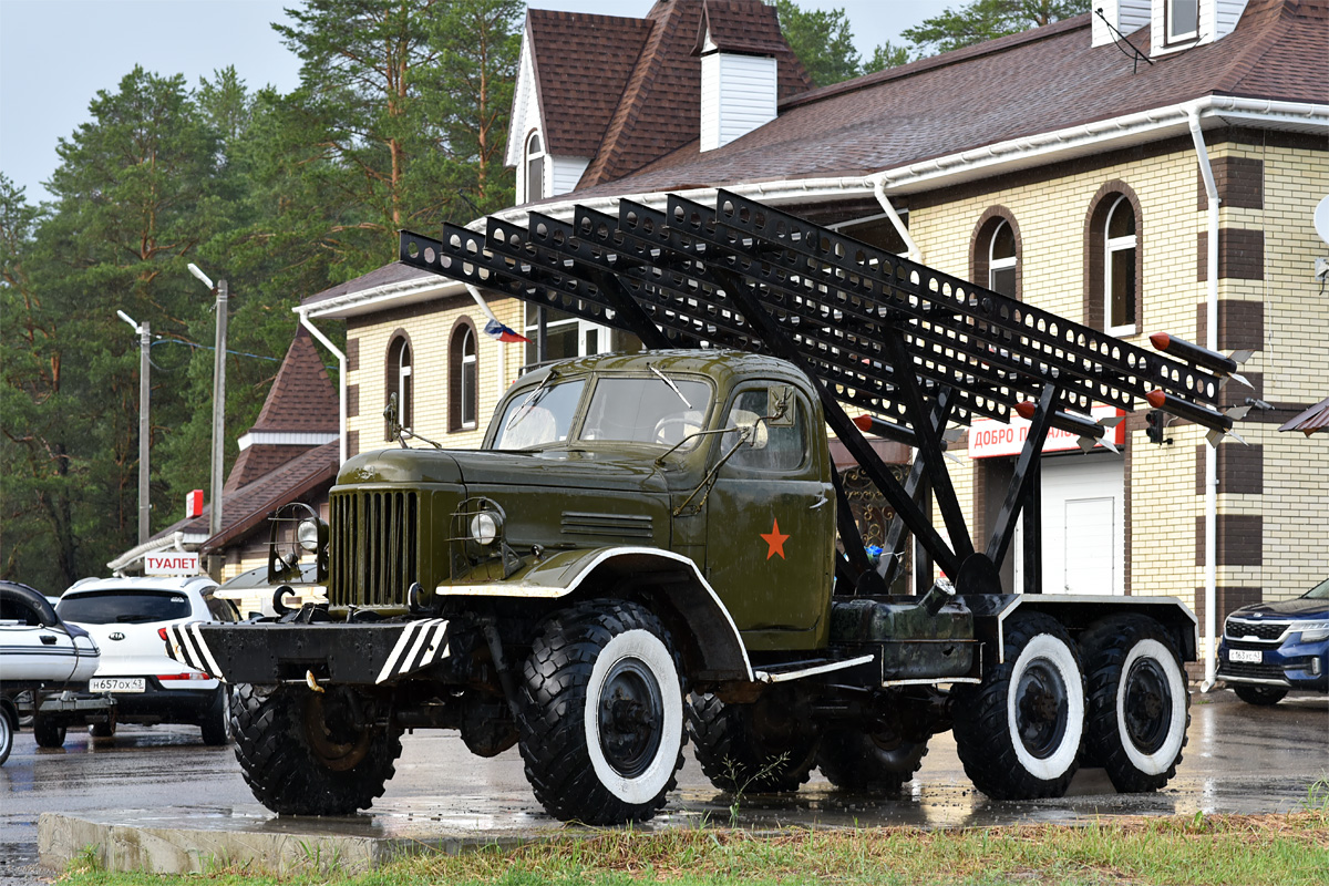 Кировская область, № (43) Б/Н 0081 — ЗИЛ-157 (общая модель); Техника на постаментах, памятники (Кировская область); Транспортные средства без номеров (Кировская область)
