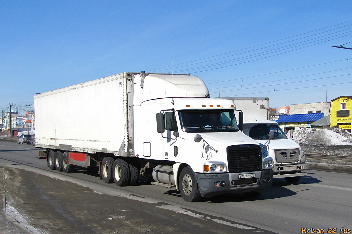 Алтайский край, № Е 953 РХ 22 — Freightliner Century Class