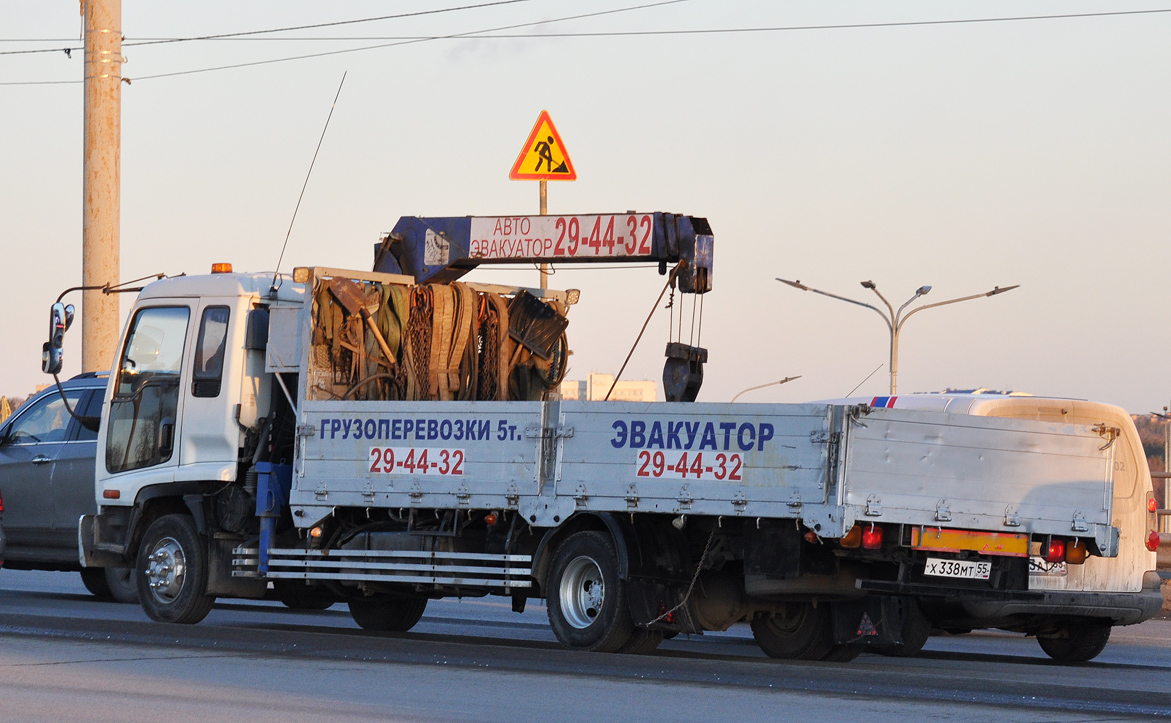 Омская область, № Х 338 МТ 55 — Isuzu Forward (общая модель)