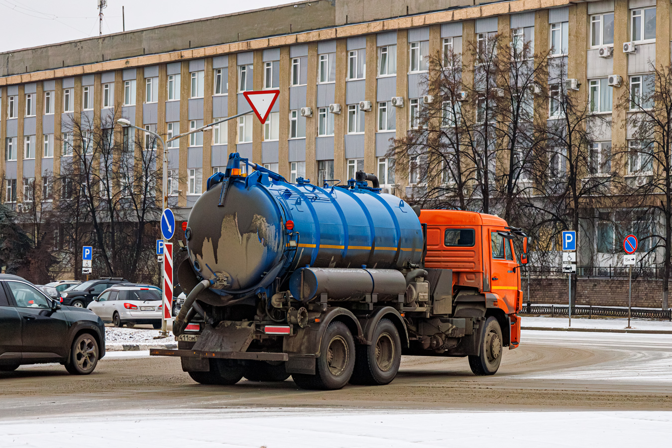 Свердловская область, № Т 411 ОМ 196 — КамАЗ-65115-62