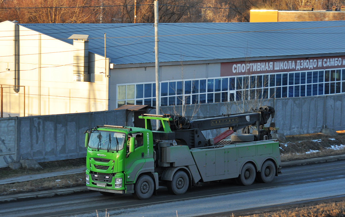 Омская область, № Р 911 СА 55 — Isuzu Giga QL(общая модель) [LWL]