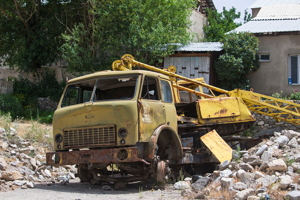 Таджикистан, № (TJ) U/N 0004 — МАЗ-5334; Таджикистан — Автомобили без номеров